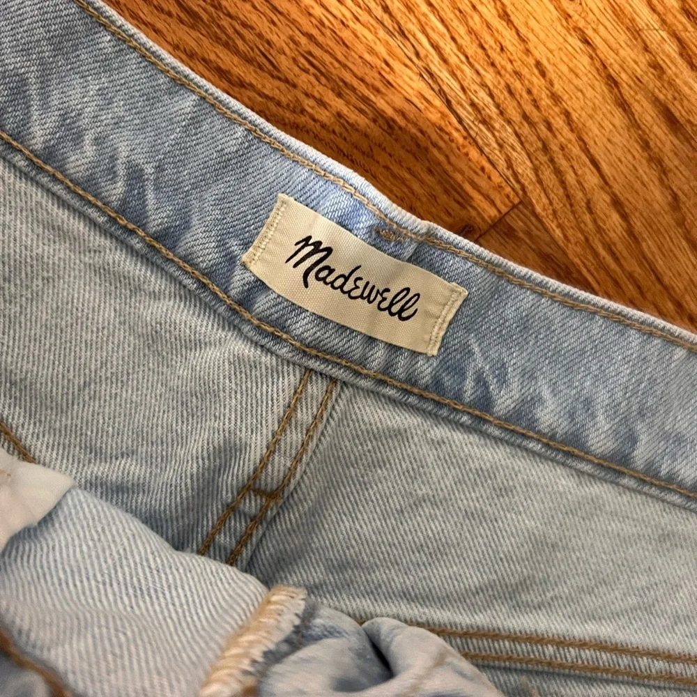 Madewell Light Blue Distressed Denim Mid Length Shorts - Picture 4 of 8
